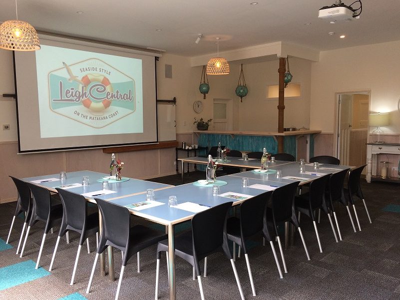 Leigh Central - Courtyard Lounge for a meeting Leigh Central - Courtyard Lounge for a meeting