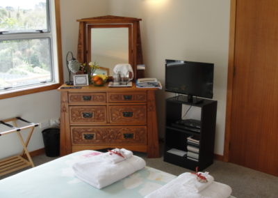 Leigh Panorama Queen Bedroom